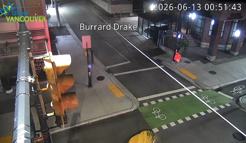 Burrard St & Drake St - W